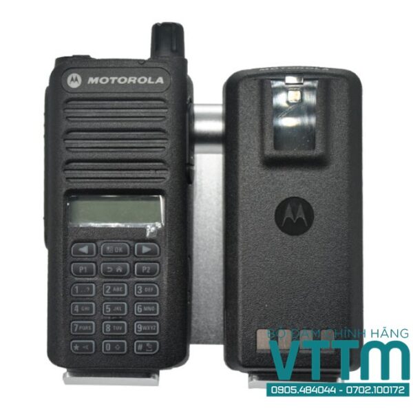 Bộ Đàm Cầm Tay Motorola XiR C2660 Kỹ Thuật Số Chuyên Nghiệp