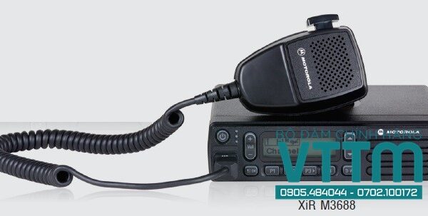 Bộ đàm Motorola XiR M3688 UHF chính hãng, giá tốt nhất